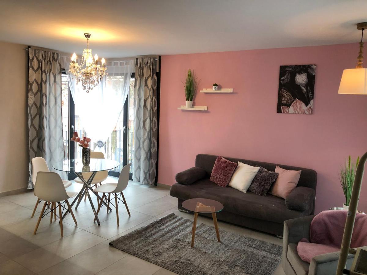 Apartment Gyoengye Lux Szegedin