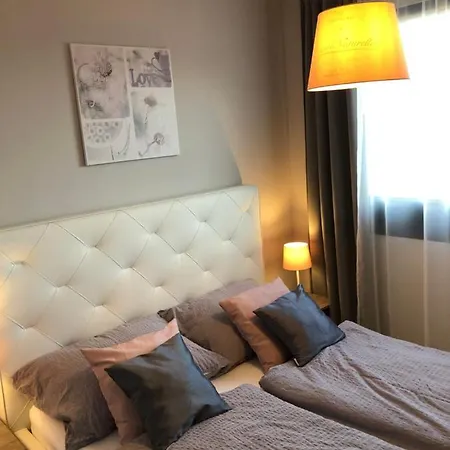 Ferienwohnung Szeged Gyoengye Lux Exterior foto